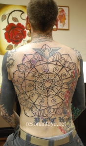 resonanteye geometric mandala back tattoo in progress